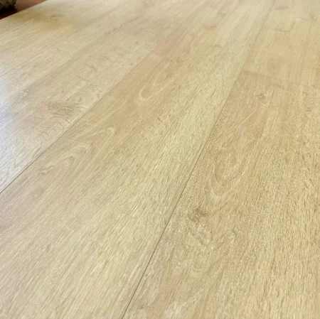 фото Ламинат EGGER Comfort Classic EC2828 Дуб Ильмень в интернет-магазине laminate.by