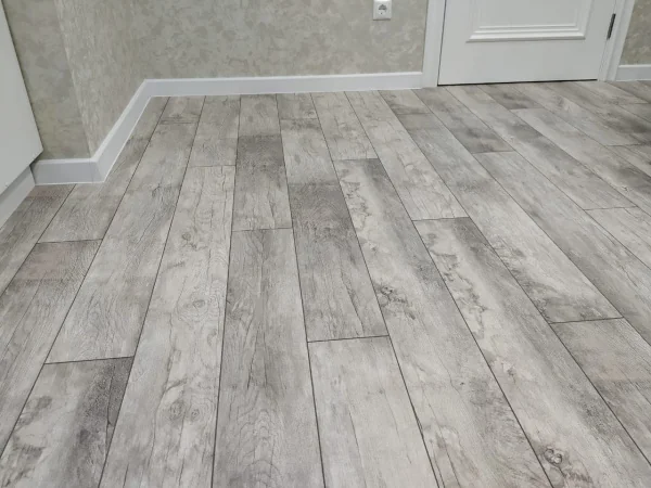 Фото Ламинат Kastamonu Sunfloor Ясень Вирджиния SF51 33/8mm 4V (узкий)