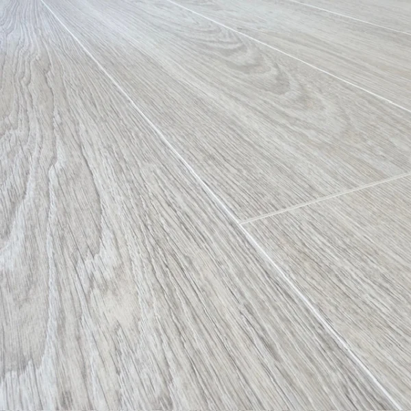 Фото Ламинат EGGER Comfort Classic EC2040 Дуб Кортон белый
