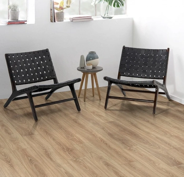 Фото Ламинат EGGER Comfort Classic EC1055 Дуб Бардолино